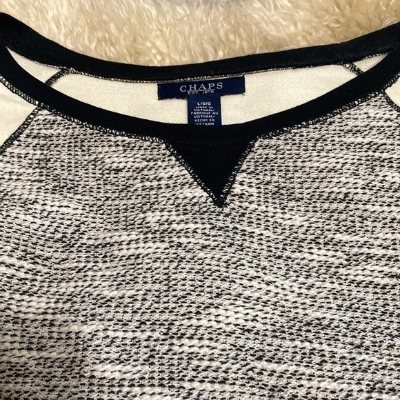 Chaps sweatshirt size L - Picture 2 of 8